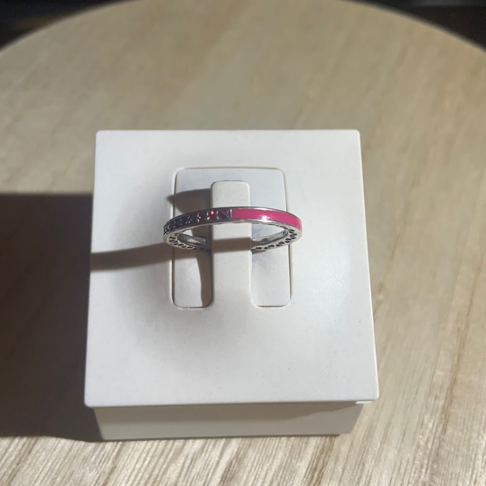 Pandora ring Radiant Hearts of Pandora Radiant Orchid